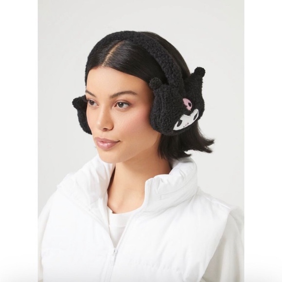 Forever 21 Accessories Forever 2 X Hello Kitty Kuromi Earmuff